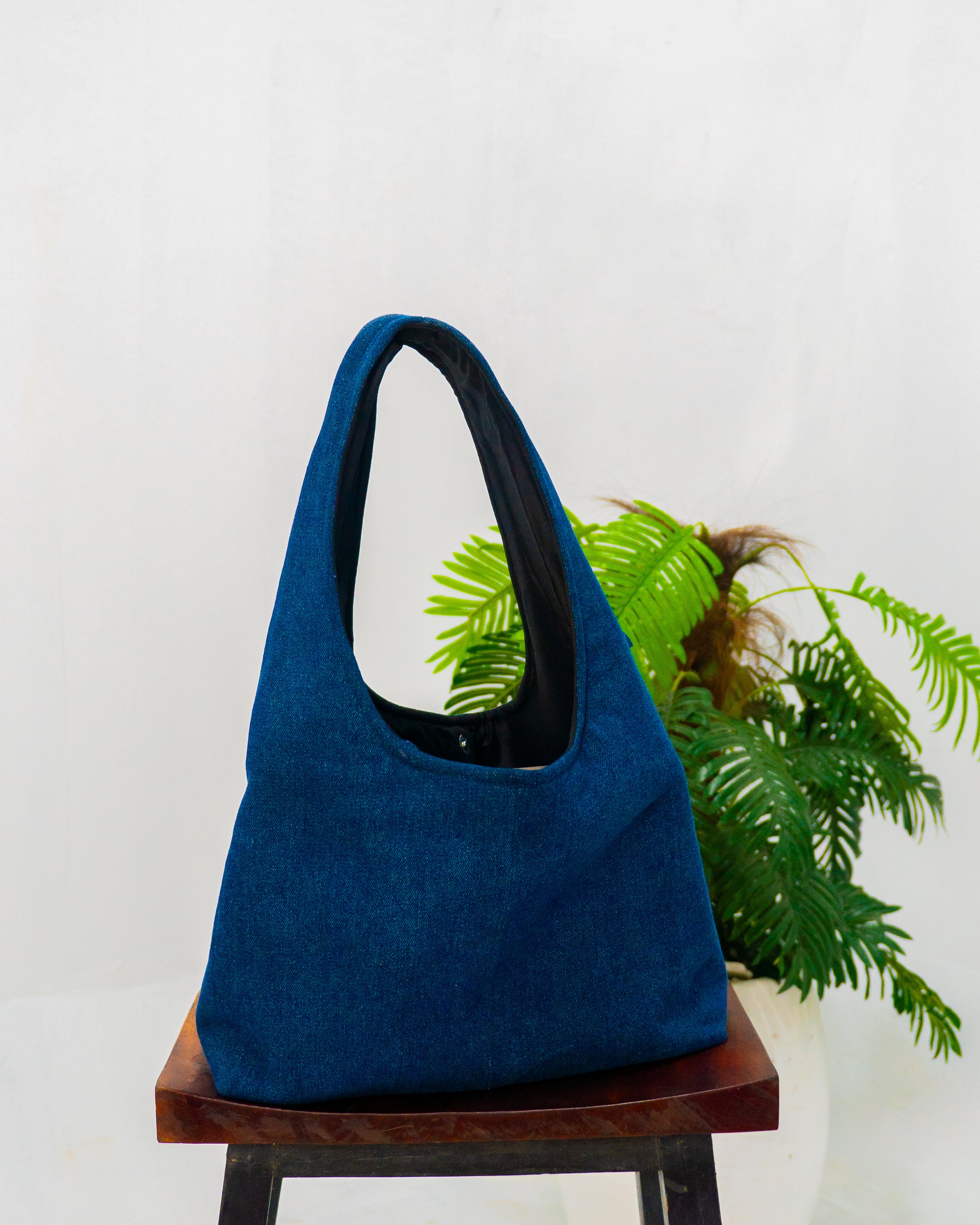 Lagos Tote (Next Batch Shipping 25th June)
